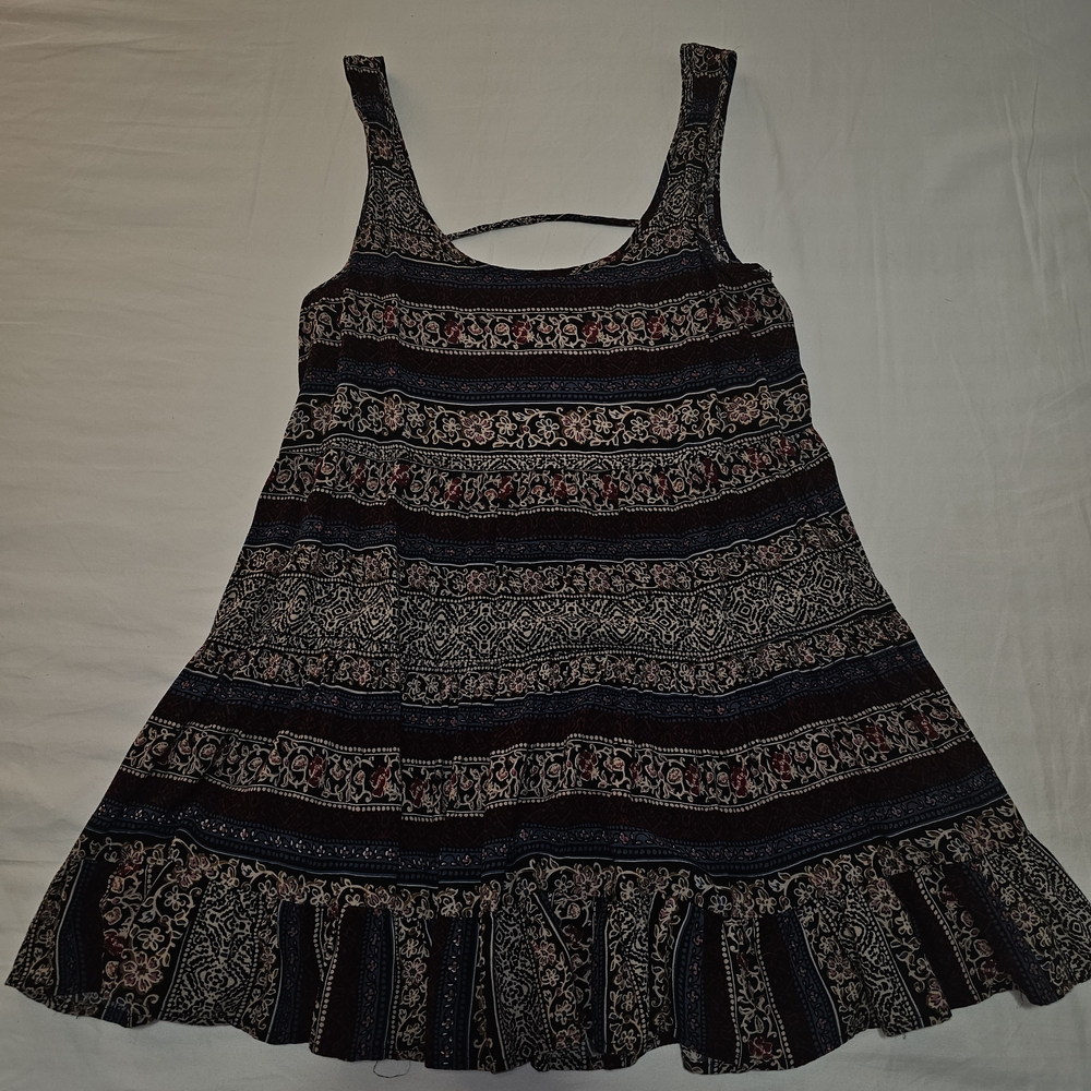 Black and Red Sleeveless Scoop Neck Mini Sundress